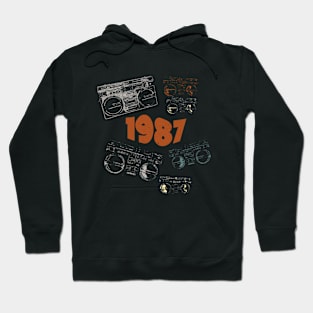 1987 on retro music Hoodie